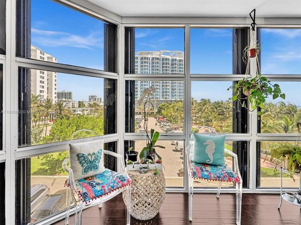 6423 Collins Ave 409, Miami Beach FL 33141