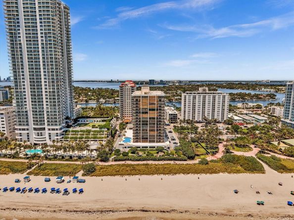 6423 Collins Ave 409, Miami Beach FL 33141