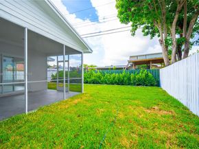 6640 SW 7 St., Pembroke Pines FL 33023