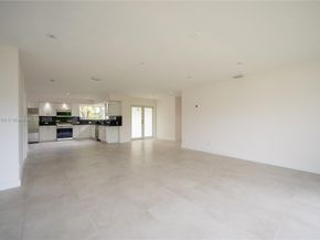 6640 SW 7 St., Pembroke Pines FL 33023