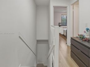 9853 Riverside Dr 824, Coral Springs FL 33071