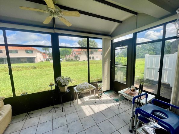 8633 Sunbird Pl, Boca Raton FL 33496