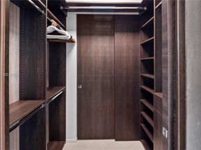 1600 NE 6th St, Fort Lauderdale FL 33304