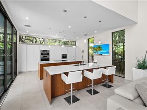 1600 NE 6th St, Fort Lauderdale FL 33304