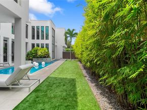 1600 NE 6th St, Fort Lauderdale FL 33304