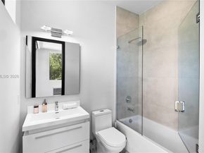 1600 NE 6th St, Fort Lauderdale FL 33304