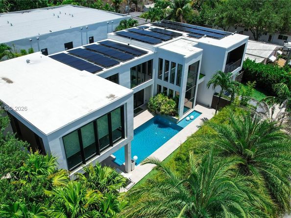 1600 NE 6th St, Fort Lauderdale FL 33304