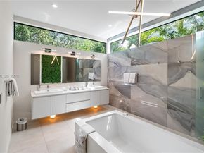 1600 NE 6th St, Fort Lauderdale FL 33304