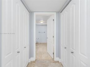 1800 Sunset Harbour Dr 715, Miami Beach FL 33139