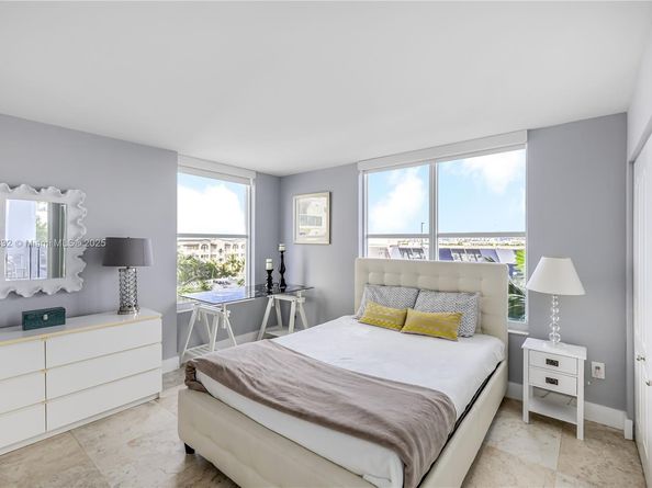 1800 Sunset Harbour Dr 715, Miami Beach FL 33139