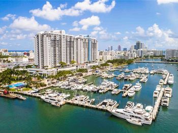 1800 Sunset Harbour Dr