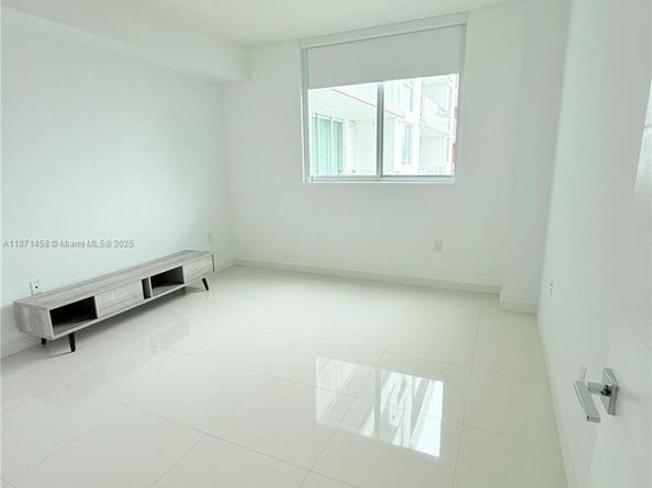 7751 NW 107th Ave 518, Doral FL 33178
