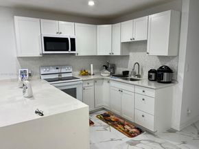 2905 Pierce St 7, Hollywood FL 33020