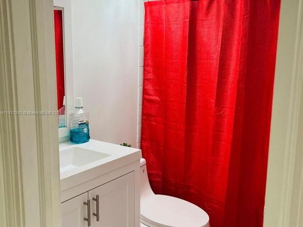 2905 Pierce St 7, Hollywood FL 33020