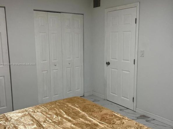 2905 Pierce St 7, Hollywood FL 33020