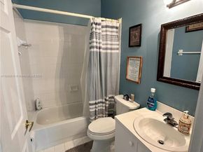 752 NW 127th Ave, Coral Springs FL 33071