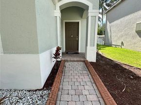 752 NW 127th Ave, Coral Springs FL 33071