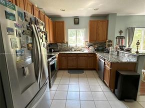 752 NW 127th Ave, Coral Springs FL 33071