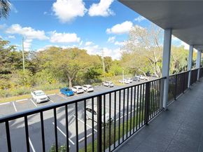 12500 SW 5th Ct 307M, Pembroke Pines FL 33027