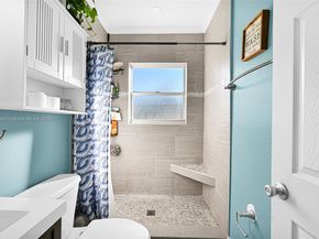 2040 NW 34th St, Miami FL 33142