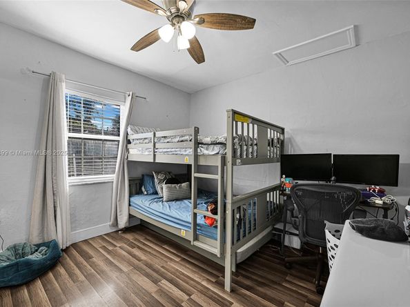 2040 NW 34th St, Miami FL 33142