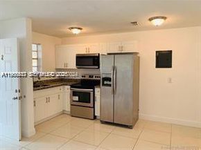 5 NE 16th Ct, Fort Lauderdale FL 33305