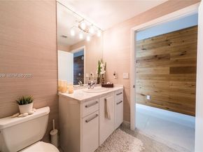 244 Biscayne Blvd 4407, Miami FL 33132