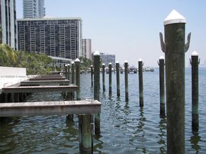 2101 Brickell Ave 903, Miami FL 33129