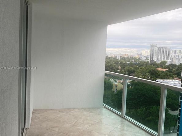 2101 Brickell Ave 903, Miami FL 33129