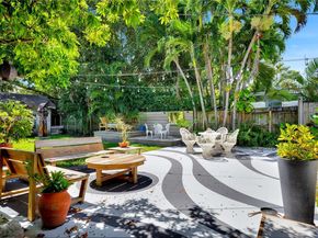 2615 SW 34th Ct, Miami FL 33133