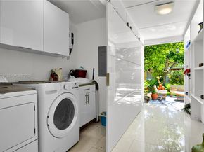 2615 SW 34th Ct, Miami FL 33133