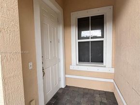 2819 SE 1st Dr 8, Homestead FL 33033