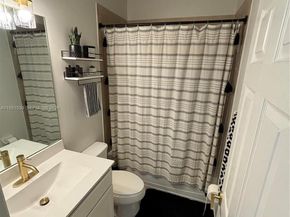 2819 SE 1st Dr 8, Homestead FL 33033