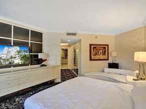 21050 Point Pl 403, Aventura FL 33180