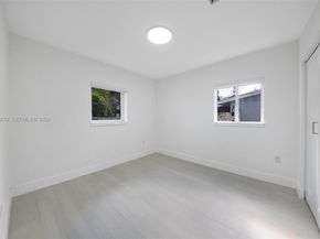 17201 NW 42nd Ave, Miami Gardens FL 33055