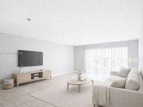 4271 NW 5th St 114, Plantation FL 33317