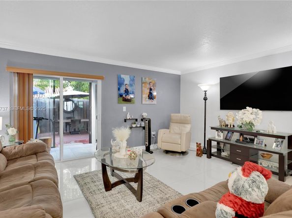 13462 SW 62nd St 109C, Miami FL 33183