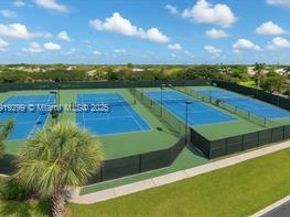 4001 Hillcrest Dr 1017, Hollywood FL 33021