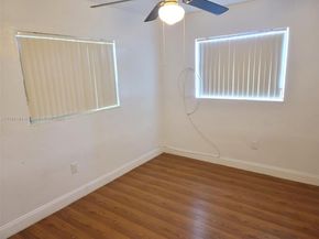 2301 NW 182nd Ter, Miami Gardens FL 33056