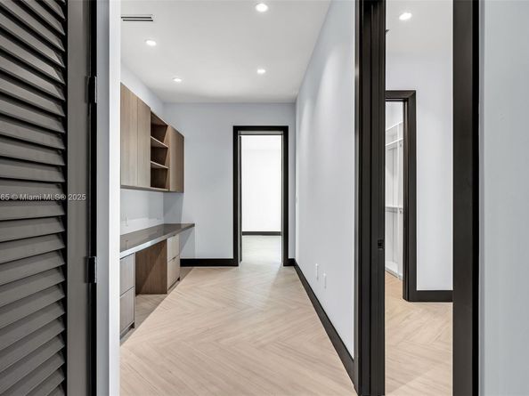 4424 Granada Blvd, Coral Gables FL 33146