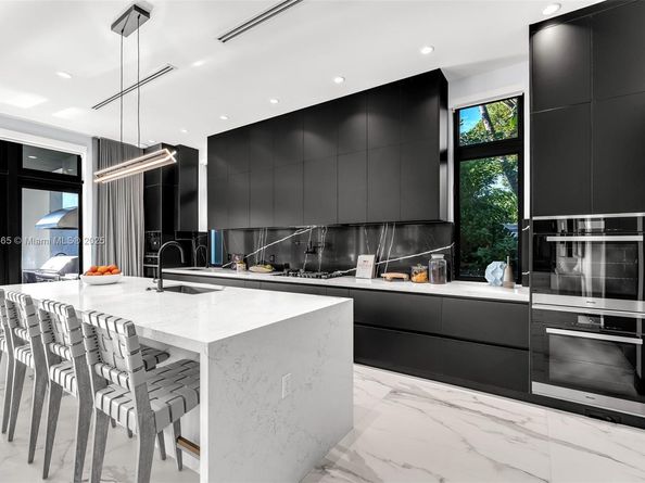 4424 Granada Blvd, Coral Gables FL 33146