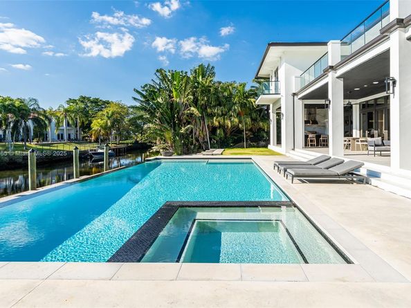 4424 Granada Blvd, Coral Gables FL 33146