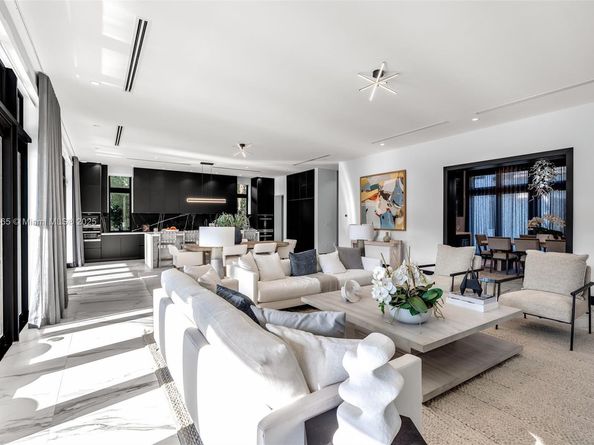 4424 Granada Blvd, Coral Gables FL 33146