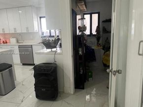 17580 NW 17th Ave, Miami Gardens FL 33056