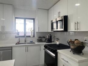 17580 NW 17th Ave, Miami Gardens FL 33056