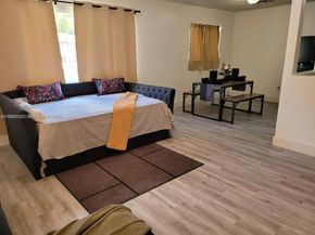 2126 NW 47th Ter, Miami FL 33142