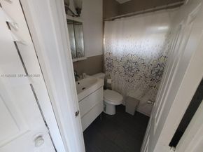 2126 NW 47th Ter, Miami FL 33142