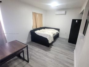 2126 NW 47th Ter, Miami FL 33142