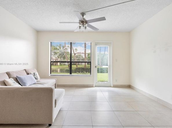 3050 NW 42nd Ave C104, Coconut Creek FL 33066