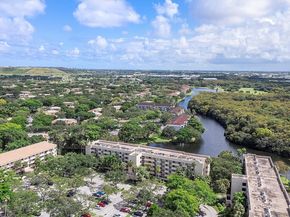 3050 NW 42nd Ave C104, Coconut Creek FL 33066